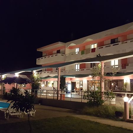 夹竹桃一室公寓 法里拉基 外观 照片